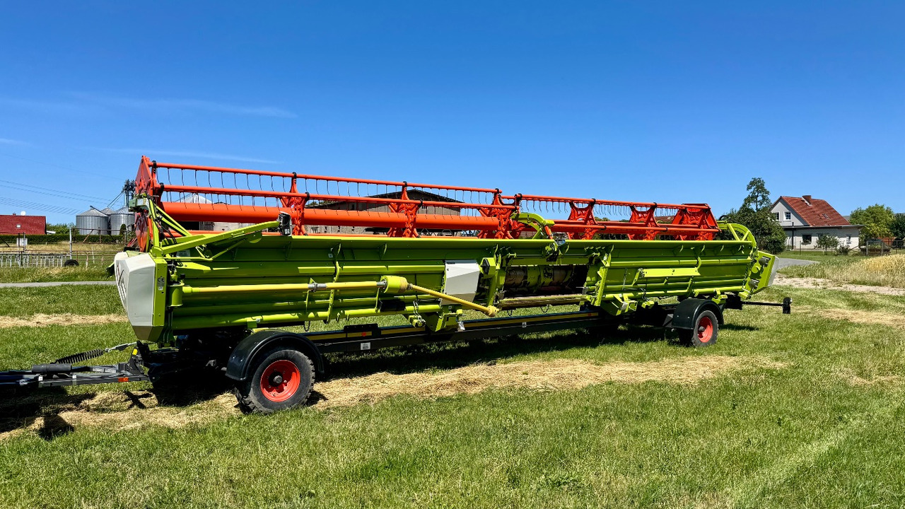 CLAAS Lexion 6900 TerraTrac 890 full Options - 联合收割机:图4 CLAAS Lexion 6900 TerraTrac 890 full Options - 联合收割机:图4