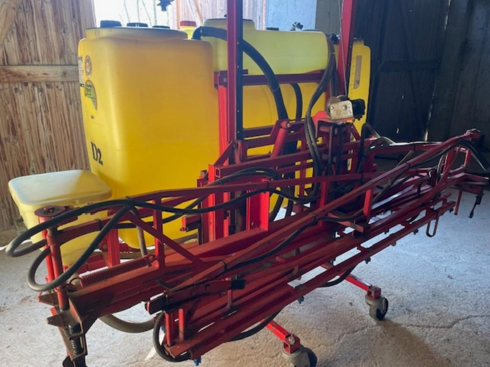Feldspritze 800 ltr. Rau D2 - 拖拉机悬挂式喷雾机:图4 Feldspritze 800 ltr. Rau D2 - 拖拉机悬挂式喷雾机:图4