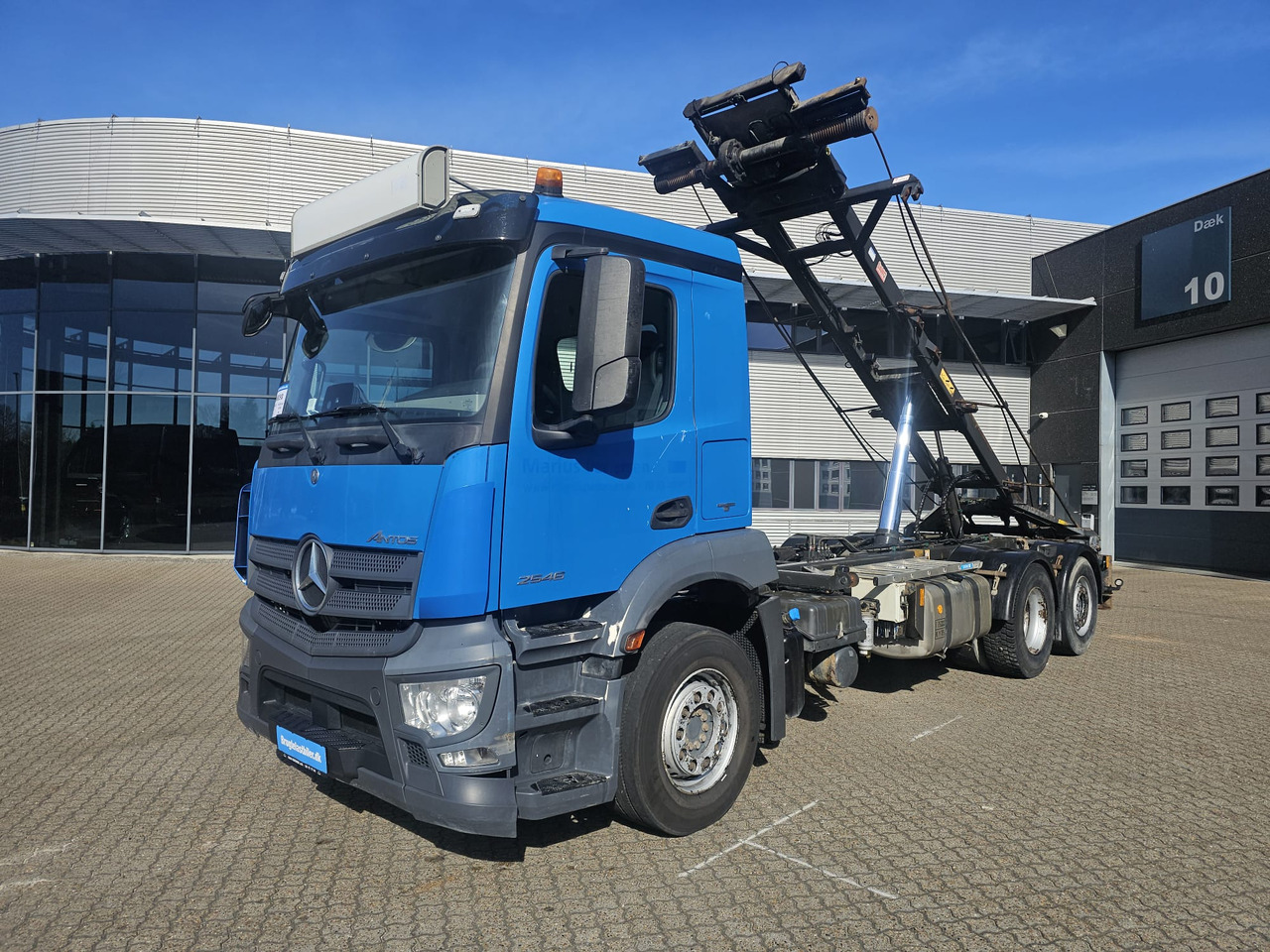Mercedes Antos 2546 - 集装箱运输车/ 可拆卸车身的卡车:图1 Mercedes Antos 2546 - 集装箱运输车/ 可拆卸车身的卡车:图1
