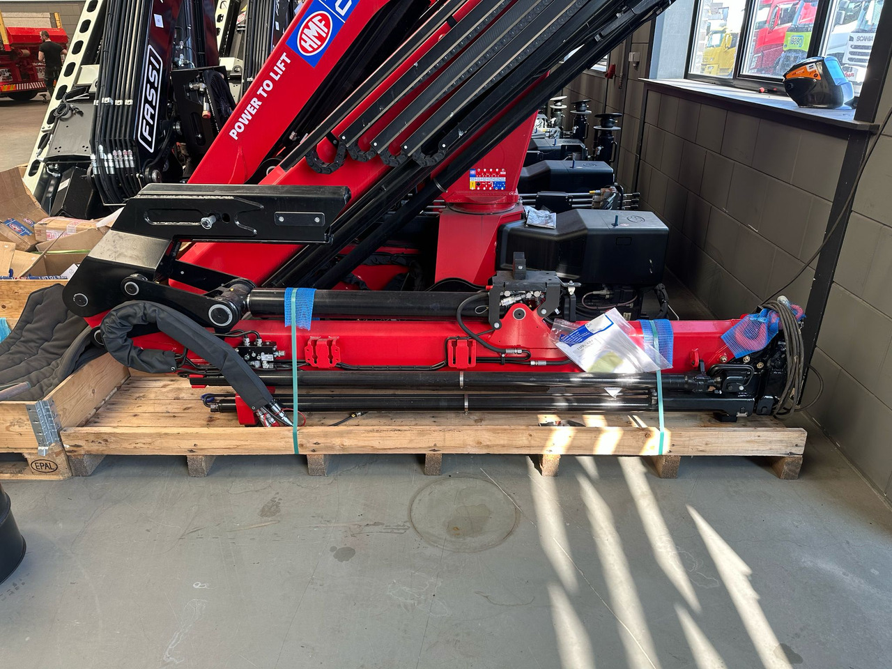 Mercedes Arocs 2653 6x4 40 T-mtr. - 牵引车:图4 Mercedes Arocs 2653 6x4 40 T-mtr. - 牵引车:图4