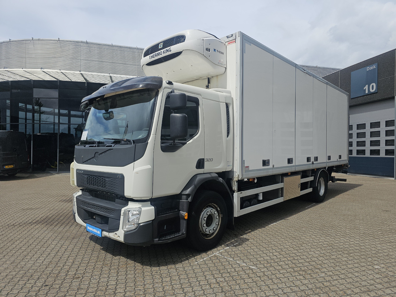 Volvo FE320 - 冷藏车:图1 Volvo FE320 - 冷藏车:图1