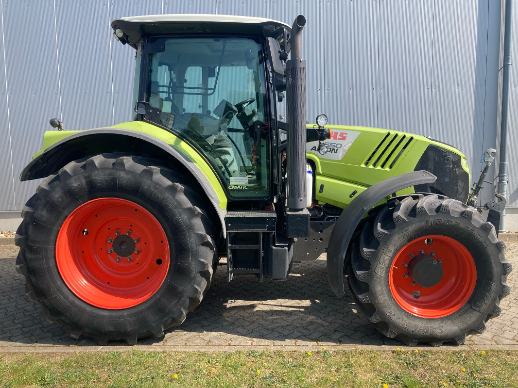 CLAAS Arion 650 CMATIC - 拖拉机:图1 CLAAS Arion 650 CMATIC - 拖拉机:图1
