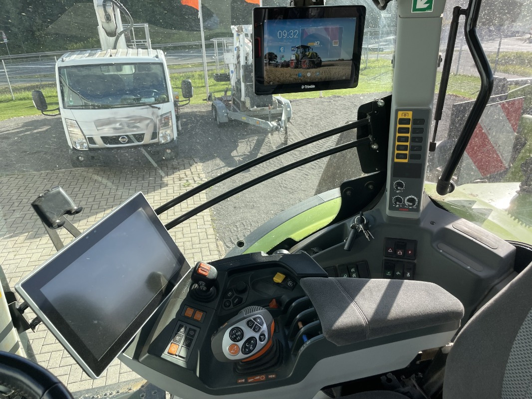 CLAAS Arion 660 CMATIC - 拖拉机:图5 CLAAS Arion 660 CMATIC - 拖拉机:图5