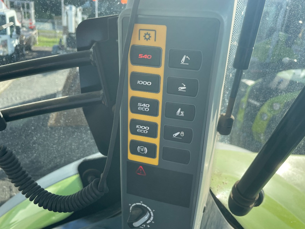 CLAAS Arion 660 CMATIC - 拖拉机:图4 CLAAS Arion 660 CMATIC - 拖拉机:图4