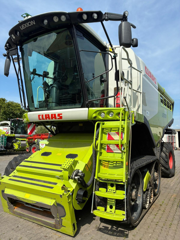 CLAAS Lexion 760TT - 联合收割机:图1 CLAAS Lexion 760TT - 联合收割机:图1