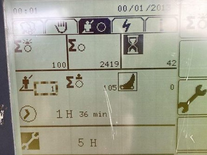 CLAAS Rollant 340 RC - 圆形打包机:图3 CLAAS Rollant 340 RC - 圆形打包机:图3