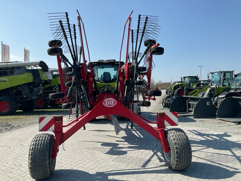 Lely Hibiscus 815 CD Vario - 翻草机/ 搂草机:图5 Lely Hibiscus 815 CD Vario - 翻草机/ 搂草机:图5