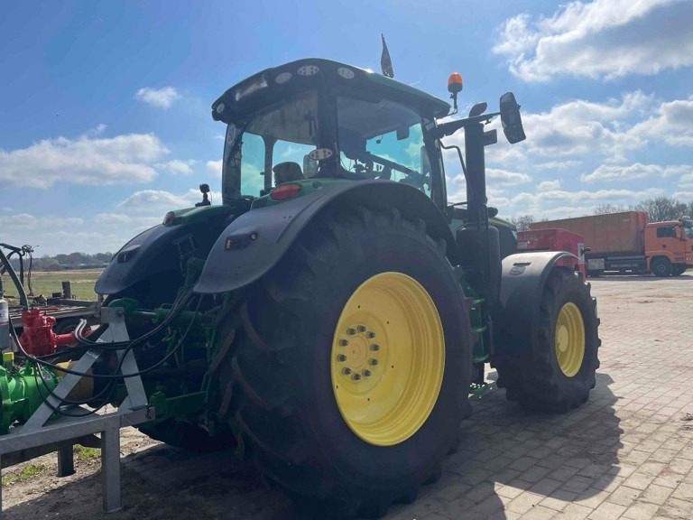 John Deere 6R 175 - 拖拉机:图2 John Deere 6R 175 - 拖拉机:图2