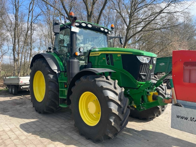 John Deere 6R 175 - 拖拉机:图3 John Deere 6R 175 - 拖拉机:图3