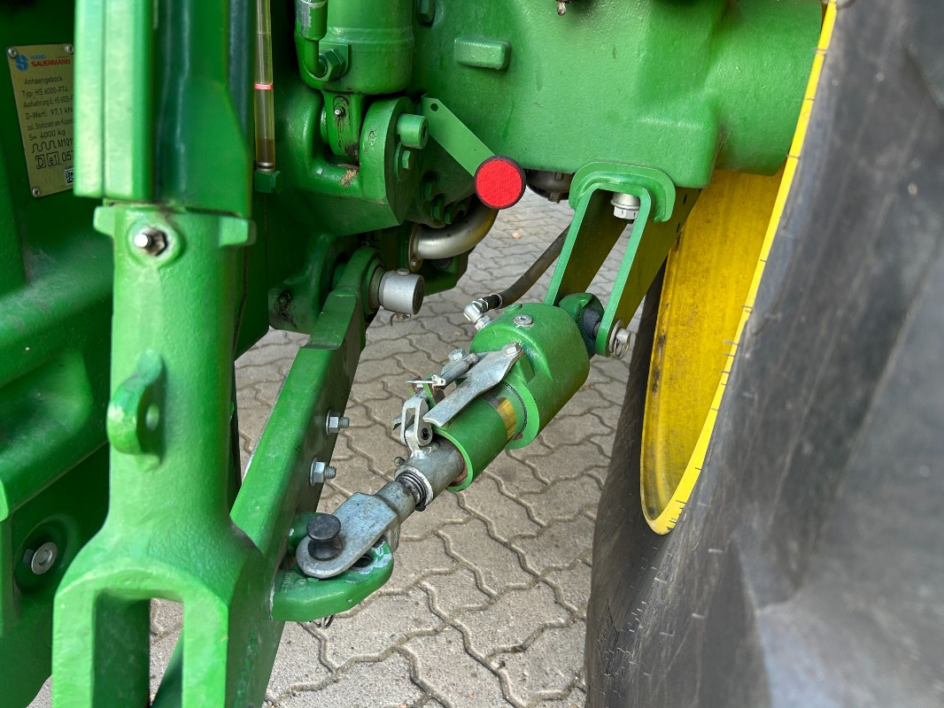 John Deere 6R 215 - 拖拉机:图4 John Deere 6R 215 - 拖拉机:图4