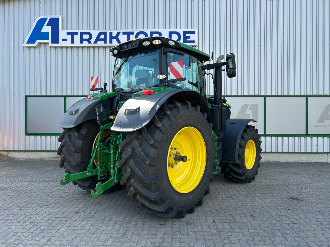John Deere 6R 215 - 拖拉机:图2 John Deere 6R 215 - 拖拉机:图2