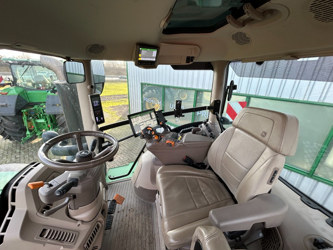 John Deere 6R 250 - 拖拉机:图3 John Deere 6R 250 - 拖拉机:图3