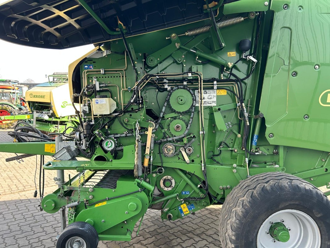 包膜机 Krone Comprima V 180 XC：图6