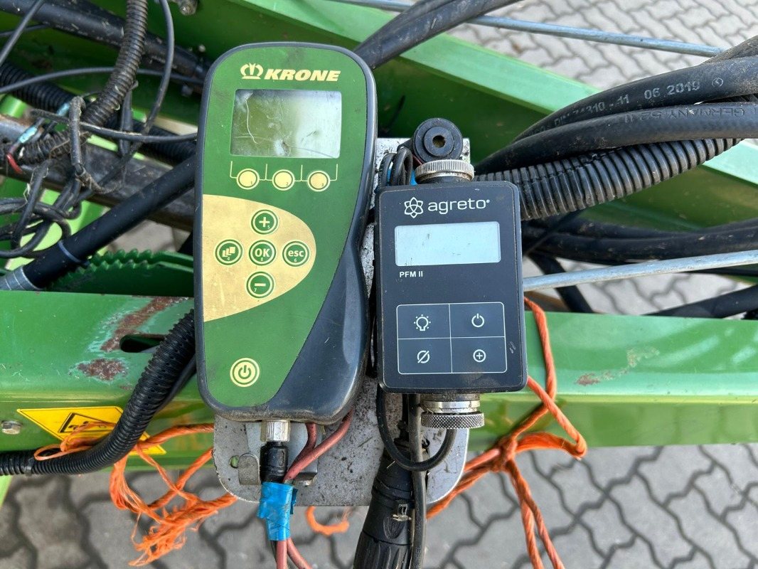 包膜机 Krone Comprima V 180 XC：图8