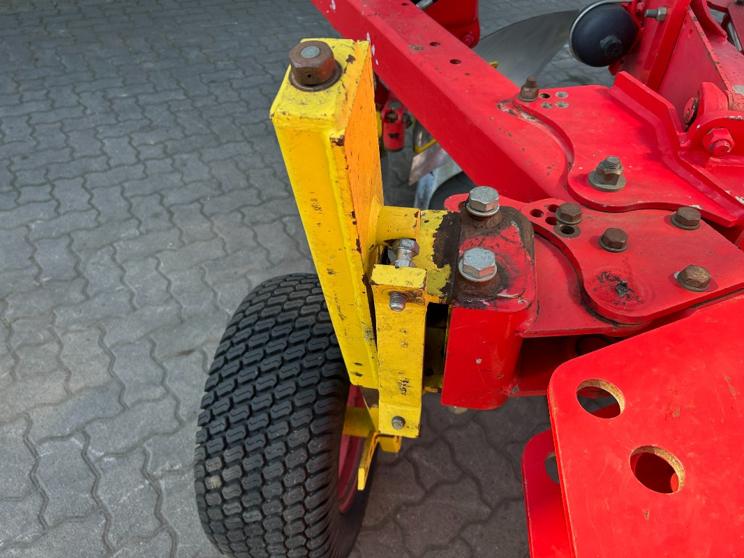 犁 Pöttinger Servo 35:图6 犁 Pöttinger Servo 35:图6