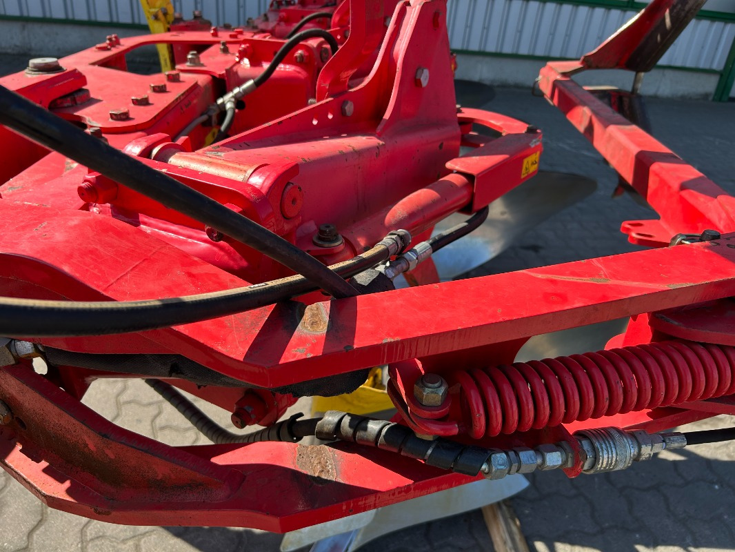 犁 Pöttinger Servo 35:图7 犁 Pöttinger Servo 35:图7