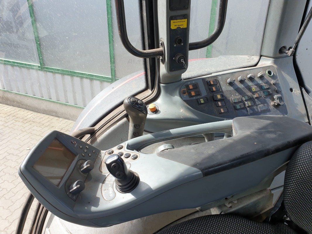 Valtra T151 - 拖拉机:图4 Valtra T151 - 拖拉机:图4
