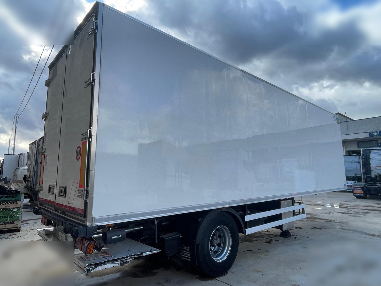 BARTOLETTI - 冷藏半拖车:图2 BARTOLETTI - 冷藏半拖车:图2