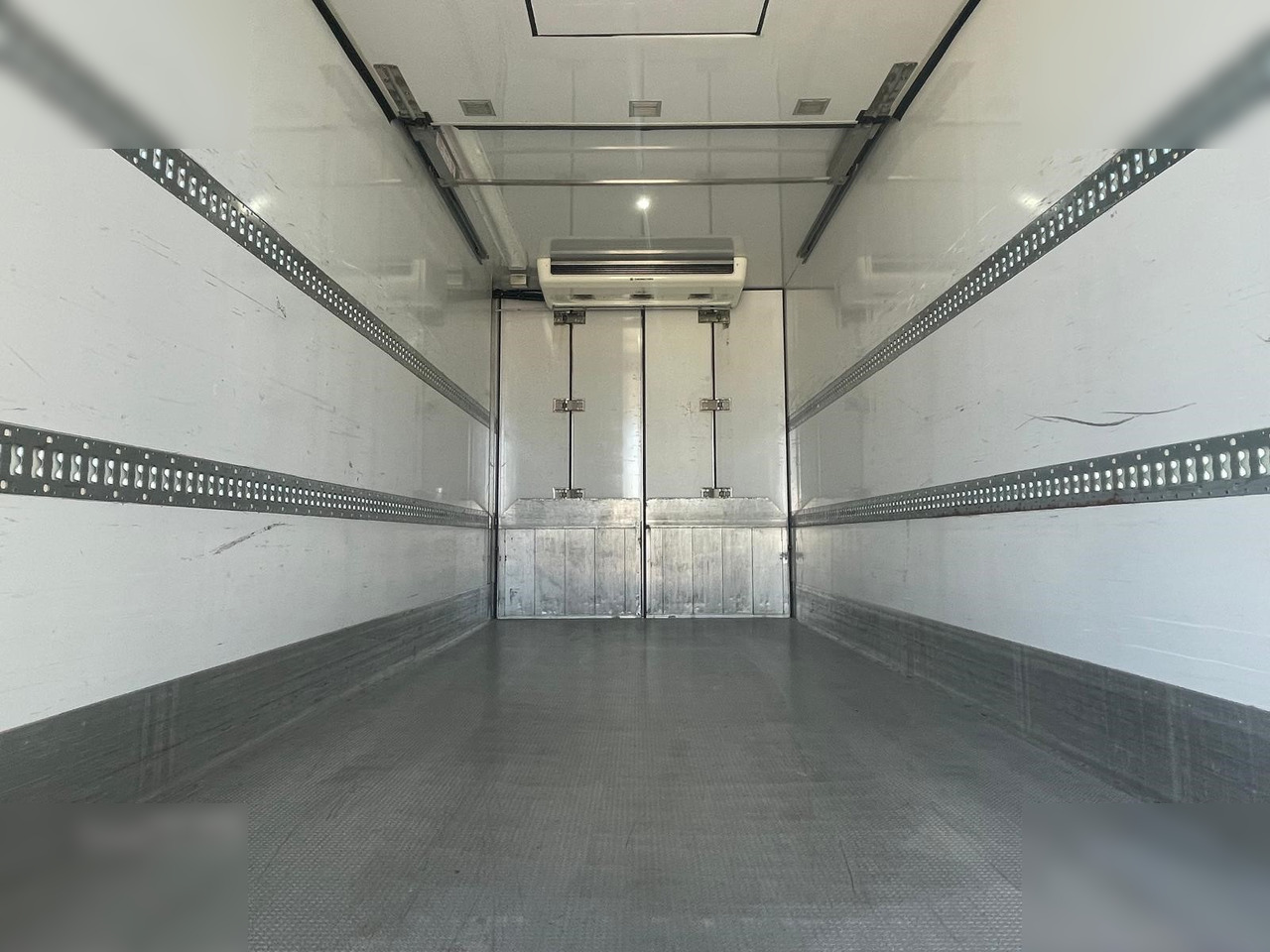 FAST - 冷藏拖车:图4 FAST - 冷藏拖车:图4