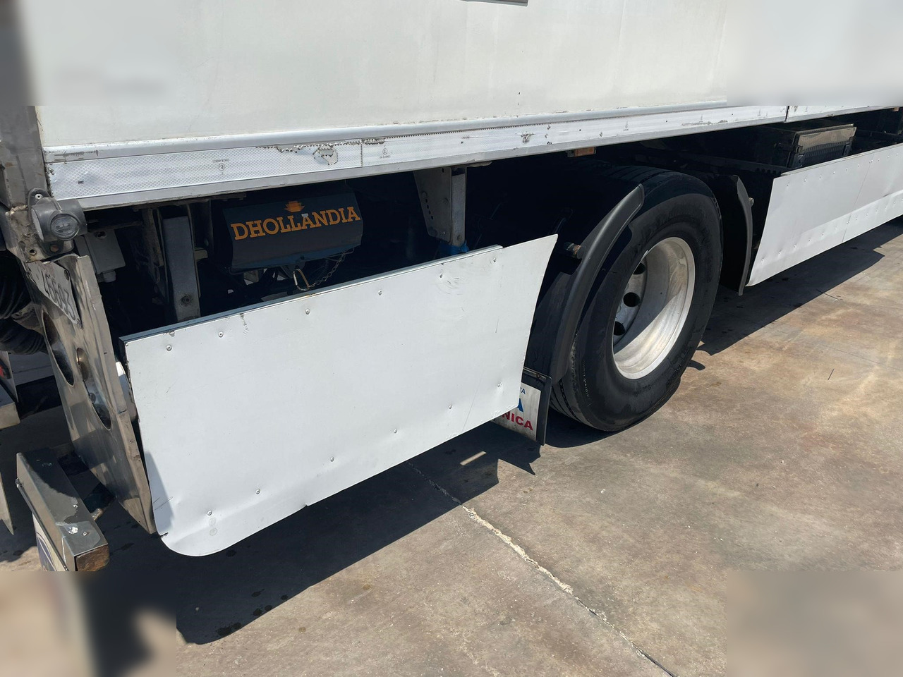 OMAR - 冷藏拖车:图4 OMAR - 冷藏拖车:图4