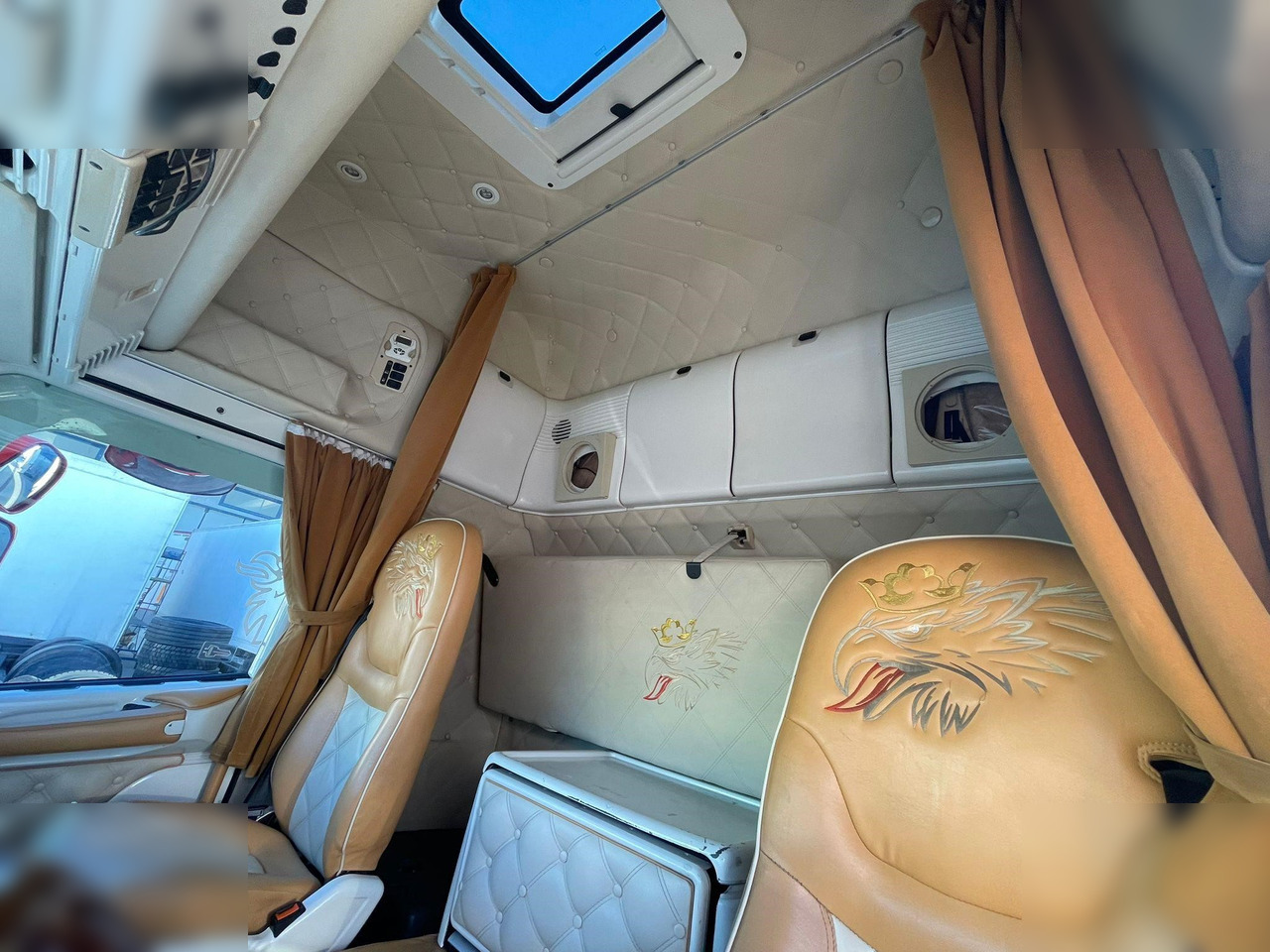 SCANIA R124.420 - 牵引车:图3 SCANIA R124.420 - 牵引车:图3