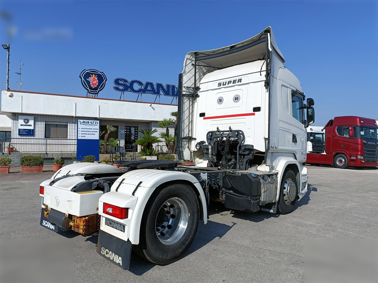 SCANIA R490 - 牵引车:图3 SCANIA R490 - 牵引车:图3