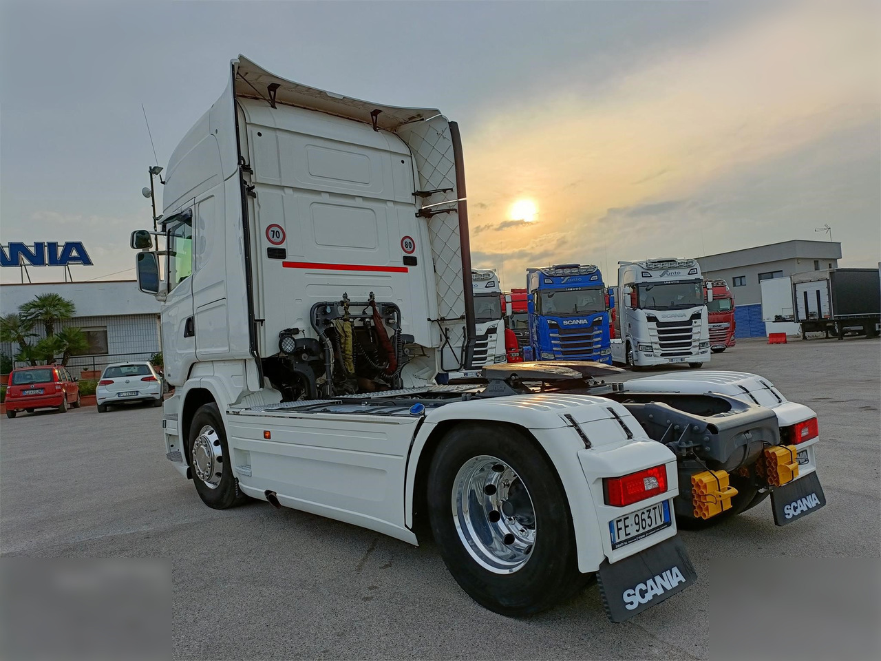 SCANIA R490 - 牵引车:图4 SCANIA R490 - 牵引车:图4