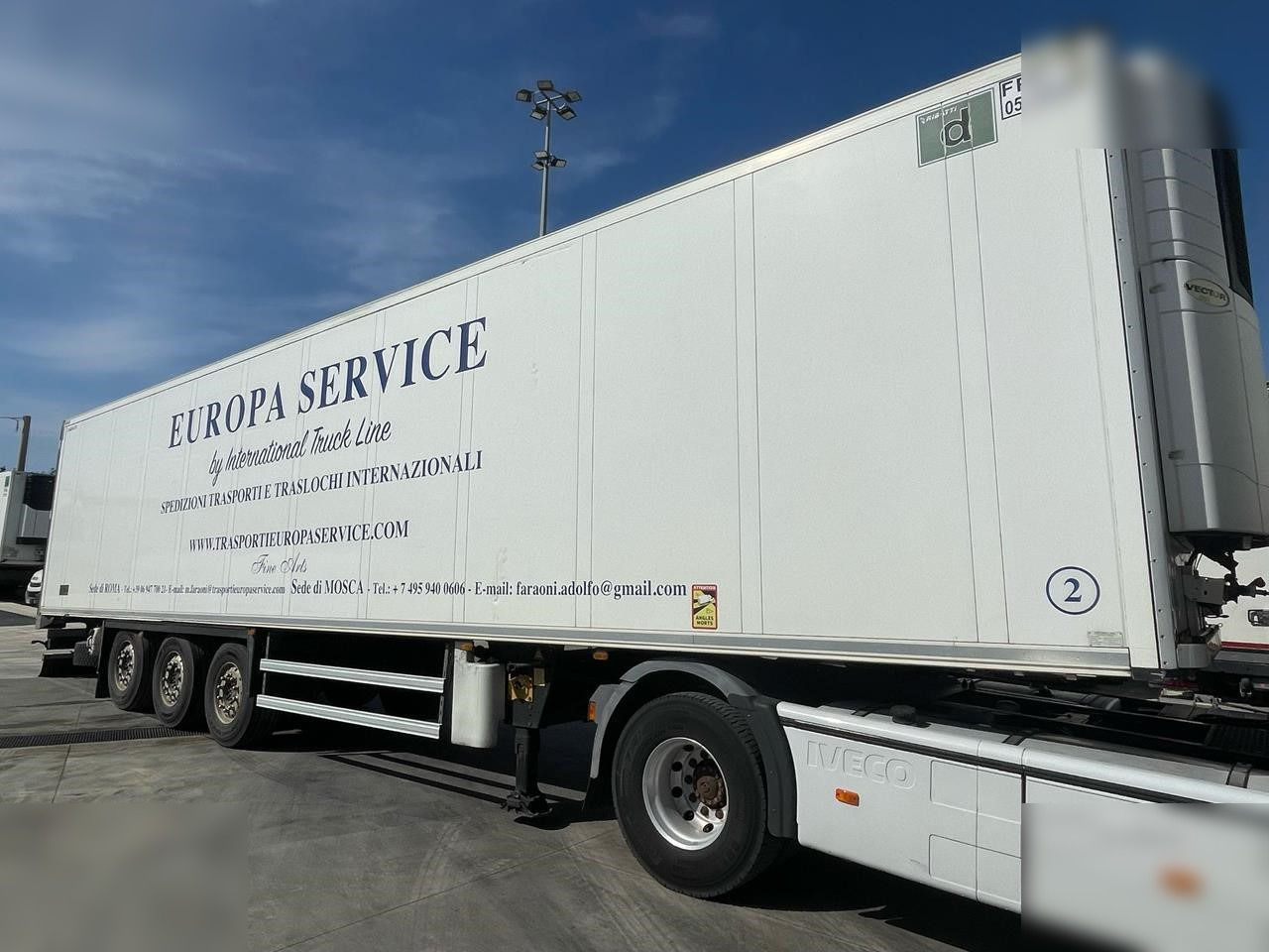 SCHMITZ CARGOBULL - 冷藏半拖车:图4 SCHMITZ CARGOBULL - 冷藏半拖车:图4