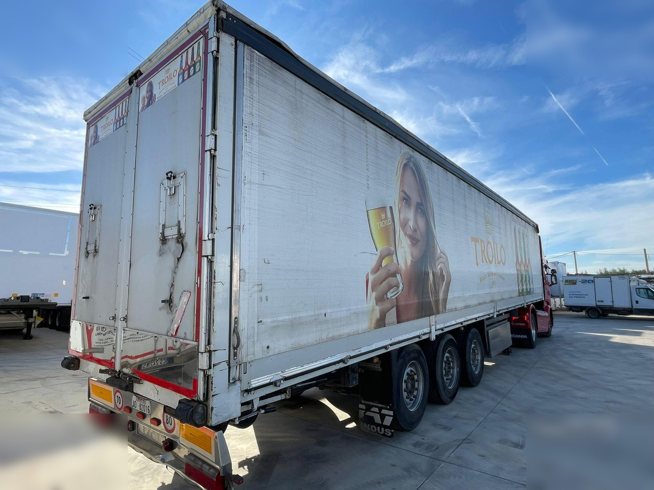 SCHMITZ CARGOBULL - 侧帘半拖车:图5 SCHMITZ CARGOBULL - 侧帘半拖车:图5