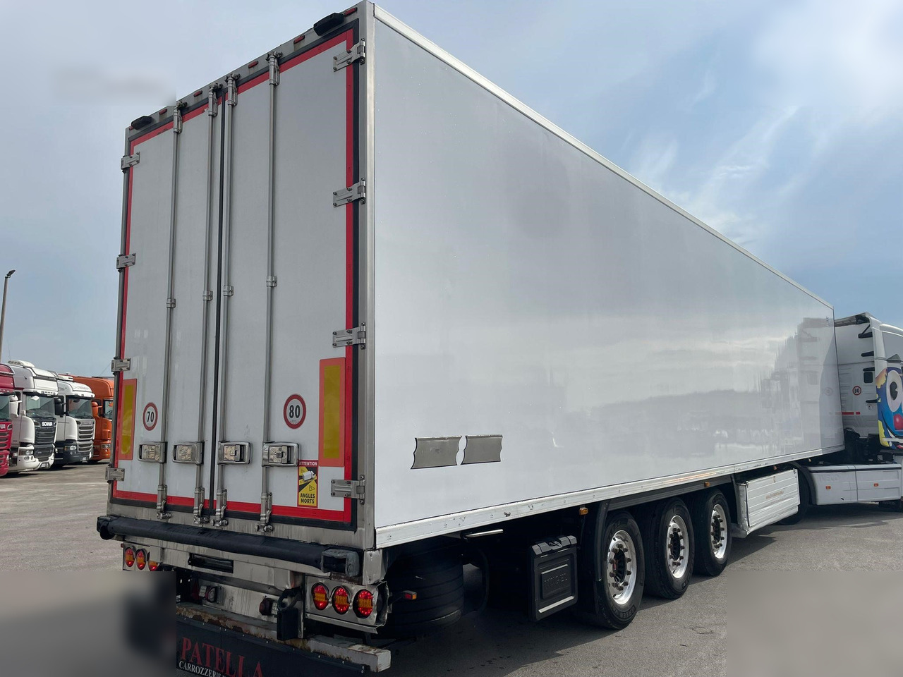 SCHMITZ  - 冷藏半拖车:图3 SCHMITZ  - 冷藏半拖车:图3