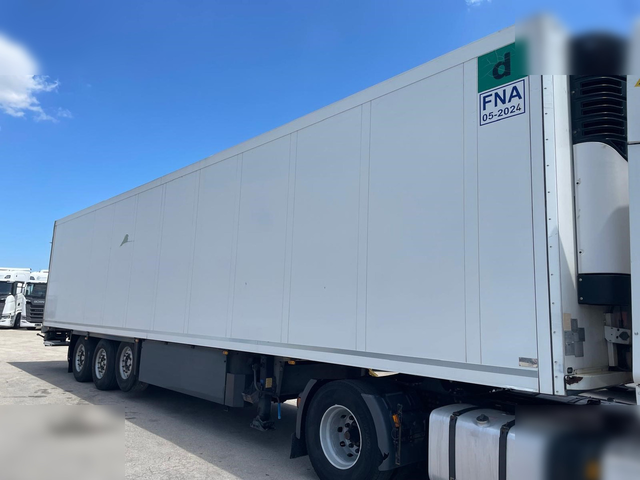 SCHMITZ - 冷藏半拖车:图1 SCHMITZ - 冷藏半拖车:图1