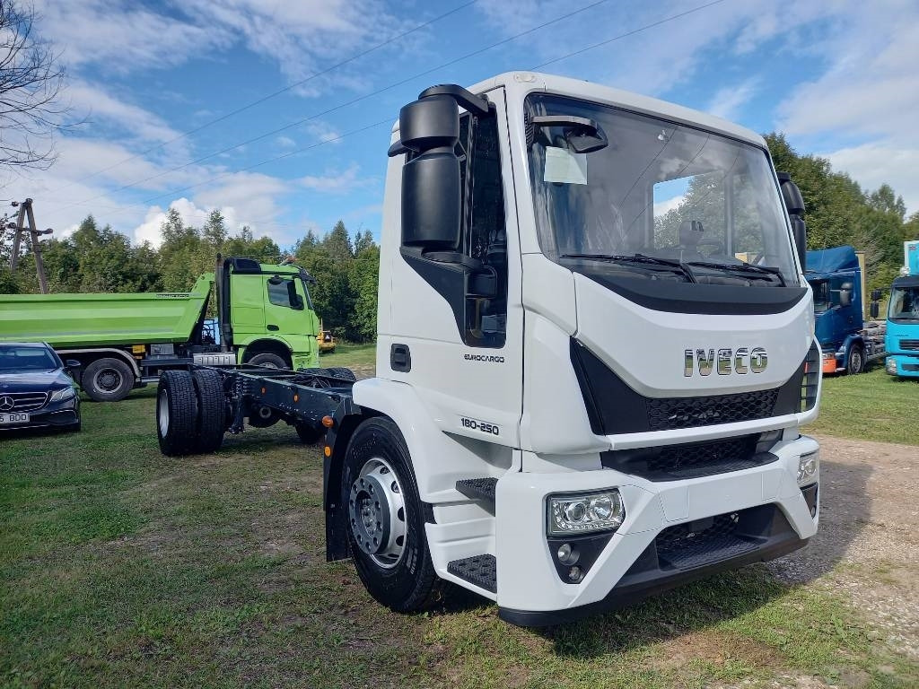 Iveco Eurocargo ML180E/FP, NEW, NOT USED - 驾驶室底盘卡车:图5 Iveco Eurocargo ML180E/FP, NEW, NOT USED - 驾驶室底盘卡车:图5