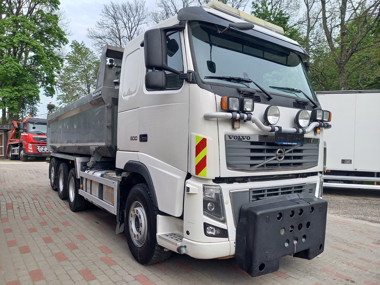 VOLVO FH16, 8x4, BIG AXLES, RETARDER, GW 39500 KG - 翻斗车:图5 VOLVO FH16, 8x4, BIG AXLES, RETARDER, GW 39500 KG - 翻斗车:图5