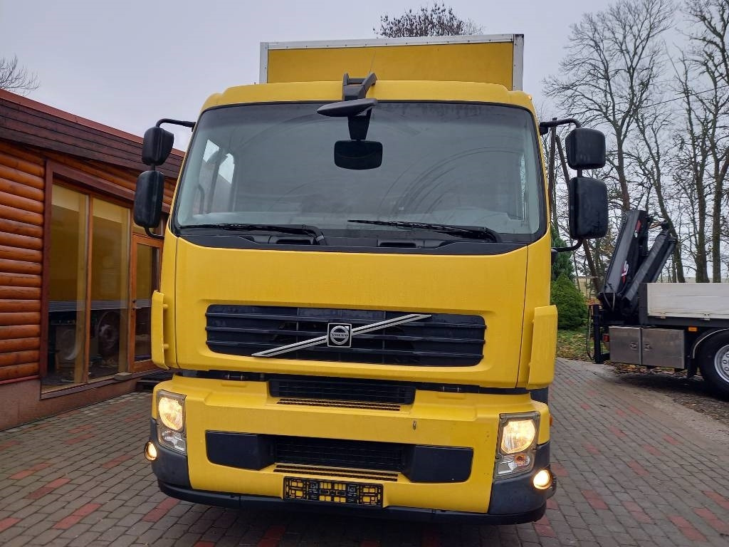 Volvo FE 6x2, SIDE OPENING, EURO5 - 厢式卡车:图4 Volvo FE 6x2, SIDE OPENING, EURO5 - 厢式卡车:图4