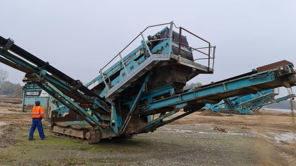 Powerscreen CHIEFTAIN 1400 Raupmobile Siebanlage - 筛选机:图1 Powerscreen CHIEFTAIN 1400 Raupmobile Siebanlage - 筛选机:图1