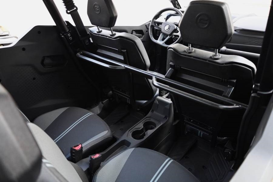 CFMoto ZFORCE 950 Sport V4 4x4 independant suspension, LE - 全地形车:图4 CFMoto ZFORCE 950 Sport V4 4x4 independant suspension, LE - 全地形车:图4