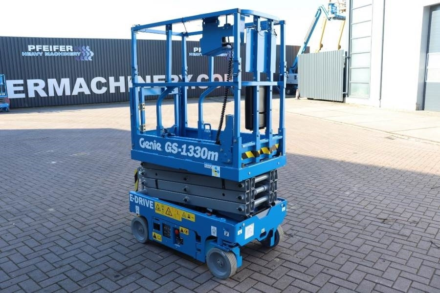 Genie GS1330M Valid inspection, *Guarantee! All-Electric - 剪式升降机:图2 Genie GS1330M Valid inspection, *Guarantee! All-Electric - 剪式升降机:图2