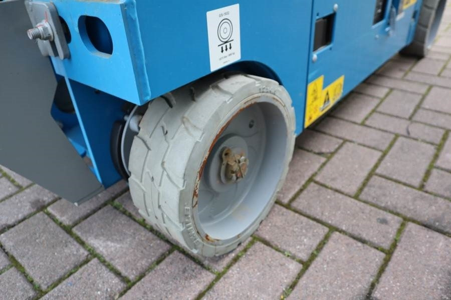 Genie GS1932 E-Drive New And Available Directly From Sto  - 剪式升降机:图3 Genie GS1932 E-Drive New And Available Directly From Sto  - 剪式升降机:图3