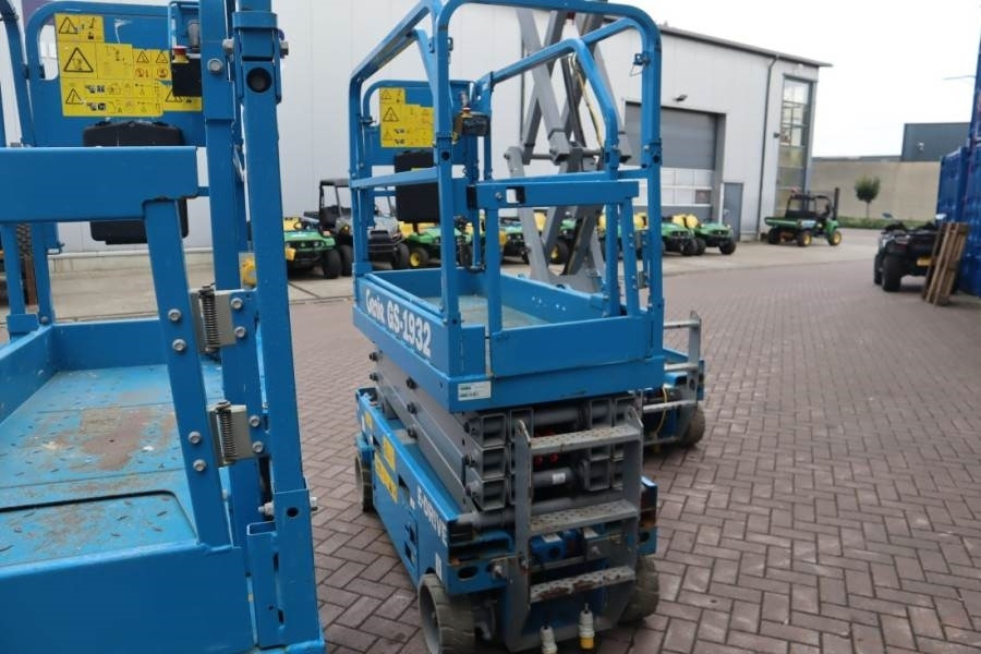 Genie GS1932 E-Drive Several In Stock, 8m Working Height  - 剪式升降机:图3 Genie GS1932 E-Drive Several In Stock, 8m Working Height  - 剪式升降机:图3