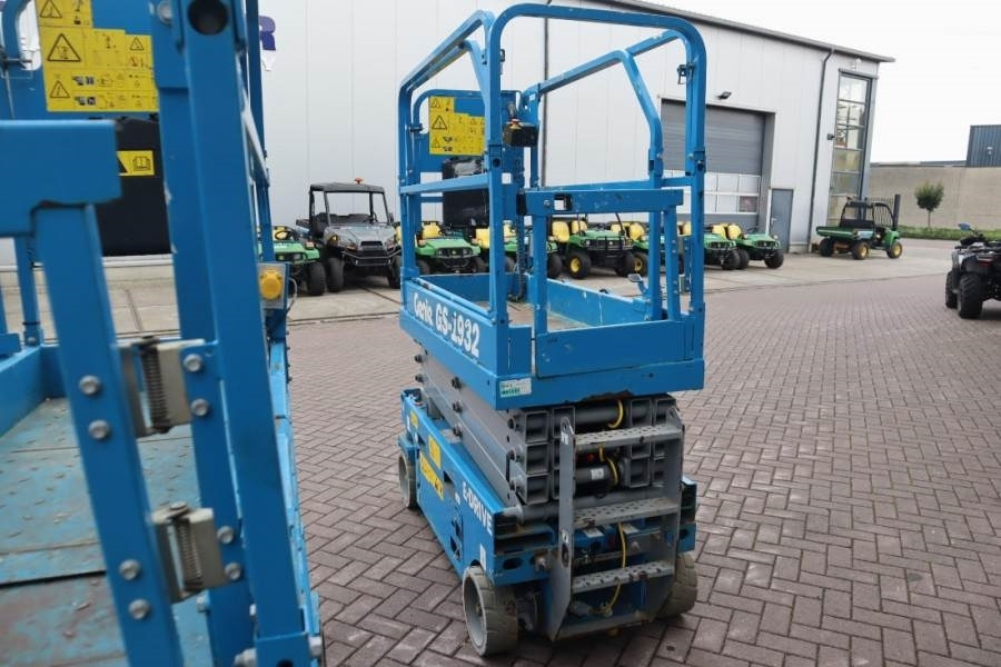 Genie GS1932 E-Drive Several In Stock, 8m Working Height  - 剪式升降机:图4 Genie GS1932 E-Drive Several In Stock, 8m Working Height  - 剪式升降机:图4