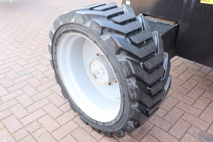 Genie S65XC Valid inspection, *Guarantee! Diesel, 4x4 Dr - 伸缩臂:图4 Genie S65XC Valid inspection, *Guarantee! Diesel, 4x4 Dr - 伸缩臂:图4
