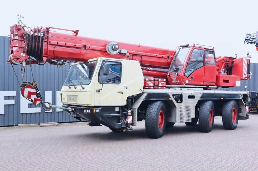 全地形起重机 Grove GMK3060 Diesel, 6x6x6 Drive, 60t Capacity, 43m Mai:图10 全地形起重机 Grove GMK3060 Diesel, 6x6x6 Drive, 60t Capacity, 43m Mai:图10