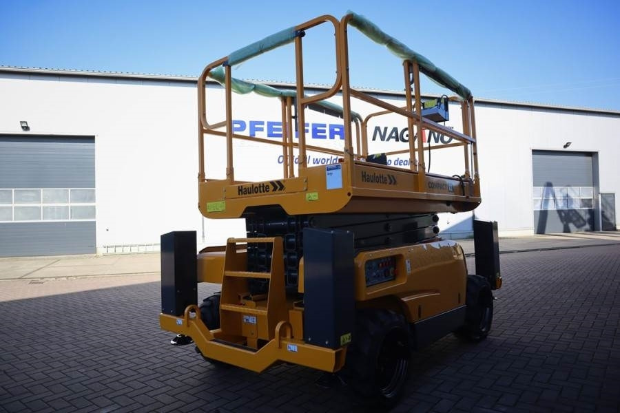 Haulotte Compact 12DX Valid Inspection, *Guarantee! Diesel, - 剪式升降机:图2 Haulotte Compact 12DX Valid Inspection, *Guarantee! Diesel, - 剪式升降机:图2