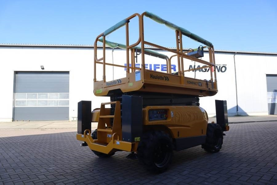 Haulotte Compact 12DX Valid Inspection, *Guarantee! Diesel, - 剪式升降机:图2 Haulotte Compact 12DX Valid Inspection, *Guarantee! Diesel, - 剪式升降机:图2