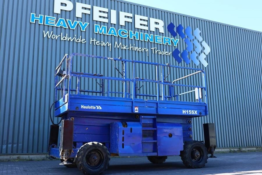 Haulotte H15SX Diesel, 4x4 Drive 15 Working Height, 500kg C - 剪式升降机:图1 Haulotte H15SX Diesel, 4x4 Drive 15 Working Height, 500kg C - 剪式升降机:图1