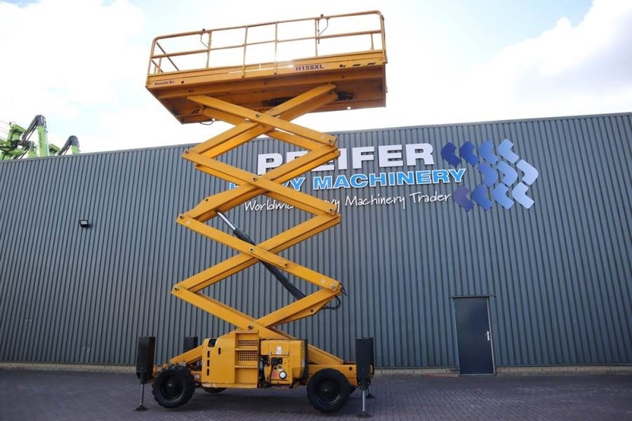 Haulotte H15SXL Diesel, 4x4 Drive, 15m Working Height, 500k - 剪式升降机:图2 Haulotte H15SXL Diesel, 4x4 Drive, 15m Working Height, 500k - 剪式升降机:图2