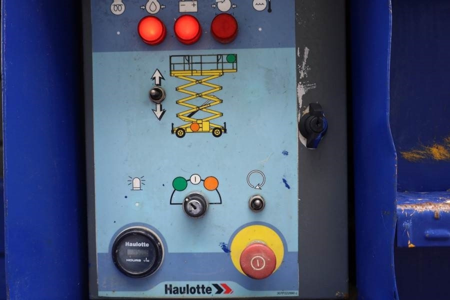 Haulotte H15SXL Diesel, 4x4 Drive, 15m Working Height, 500k - 剪式升降机:图3 Haulotte H15SXL Diesel, 4x4 Drive, 15m Working Height, 500k - 剪式升降机:图3