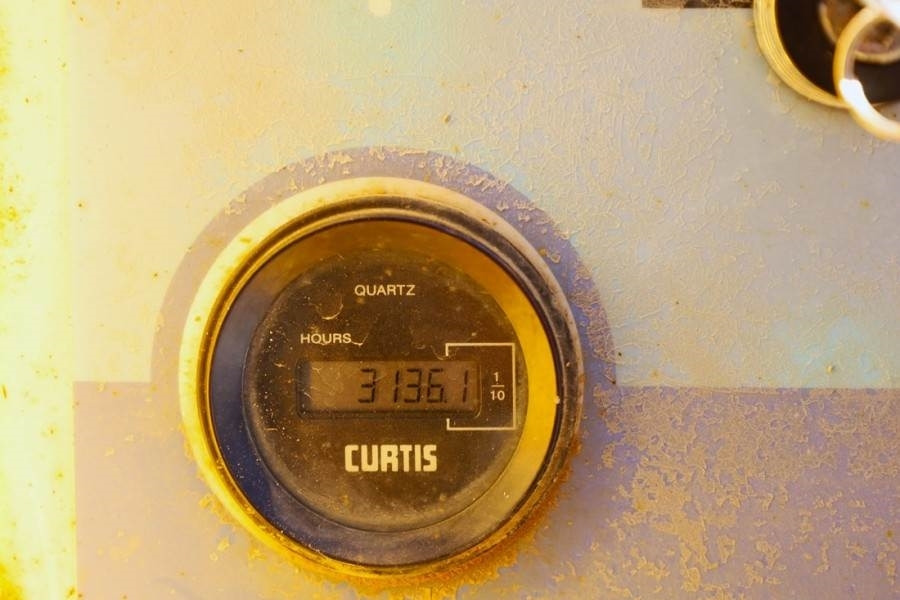 Haulotte H15SXL Diesel, 4x4 Drive, 15m Working Height, 500k - 剪式升降机:图5 Haulotte H15SXL Diesel, 4x4 Drive, 15m Working Height, 500k - 剪式升降机:图5