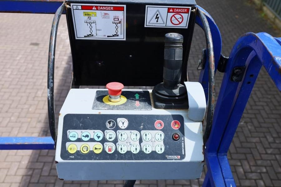 Haulotte H15SXL Diesel, 4x4 Drive, 15m Working Height, 500k - 剪式升降机:图5 Haulotte H15SXL Diesel, 4x4 Drive, 15m Working Height, 500k - 剪式升降机:图5
