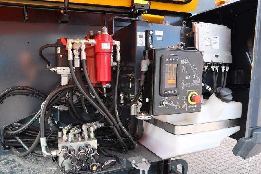 Haulotte HT16RTJ PRO NEW / UNUSED, Guarantee! Diesel, 4x4x4 - 伸缩臂:图3 Haulotte HT16RTJ PRO NEW / UNUSED, Guarantee! Diesel, 4x4x4 - 伸缩臂:图3